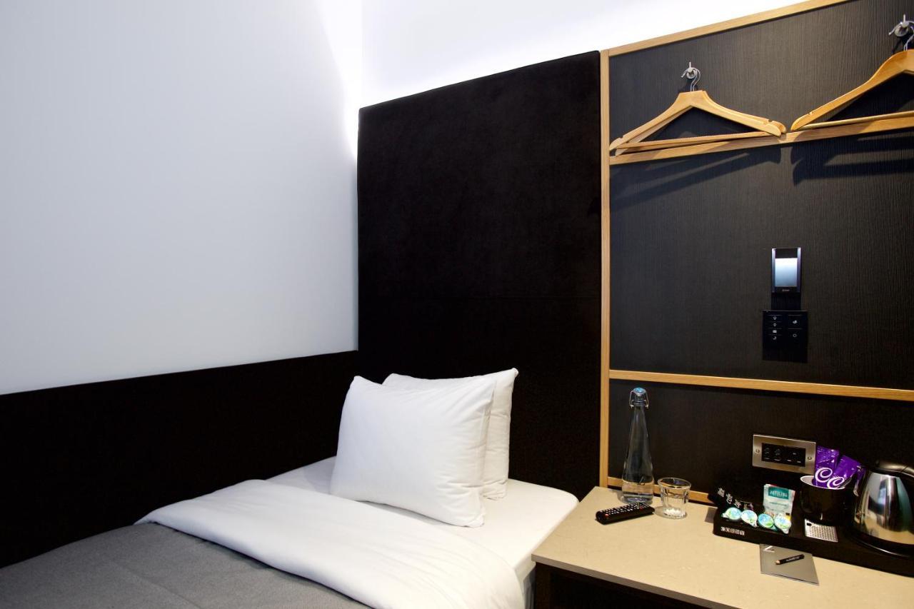 The Z Hotel Covent Garden London Exterior photo